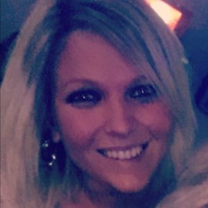 Meet your Posher, Lacey